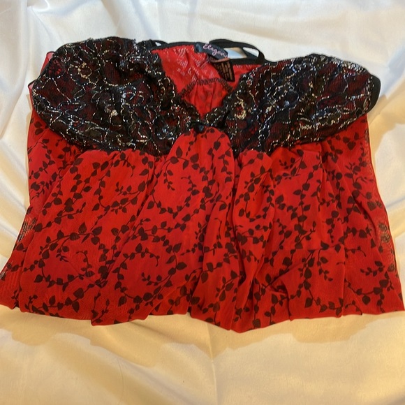 Elegance Lingerie - Picture 5 of 5